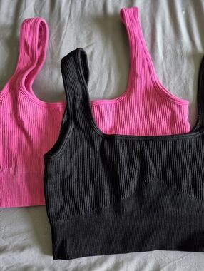Ribbed Scoop Neck Crop Tank Top - Black & Hot Pink (Set of 2)
